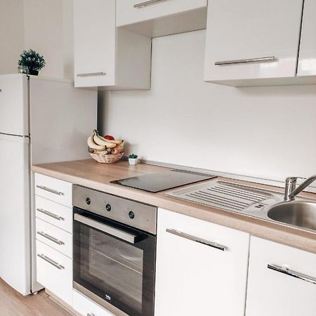 Studio Apartment Sanya #2 Любляна Экстерьер фото