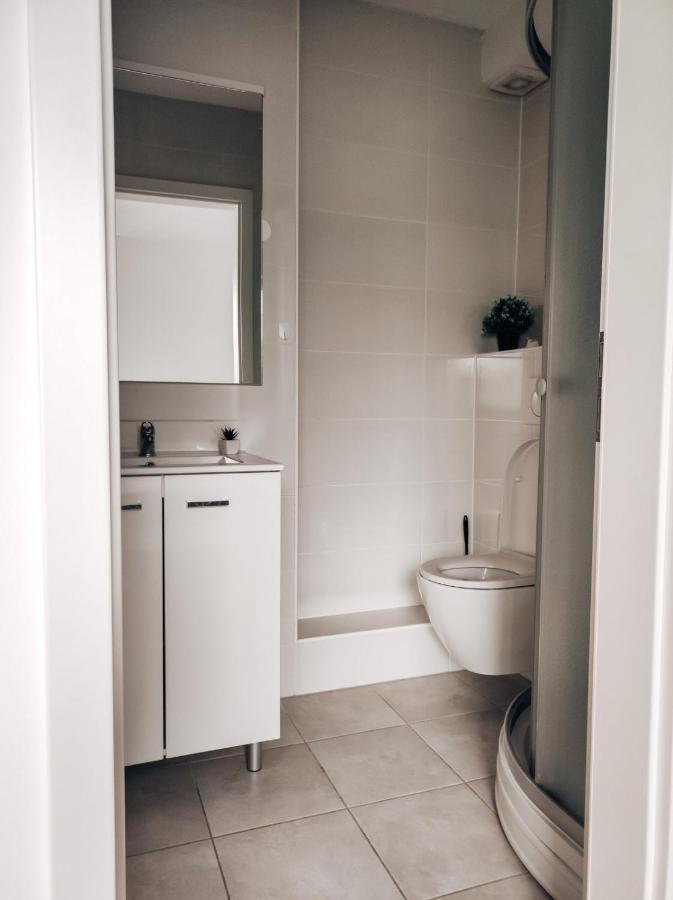 Studio Apartment Sanya #2 Любляна Экстерьер фото